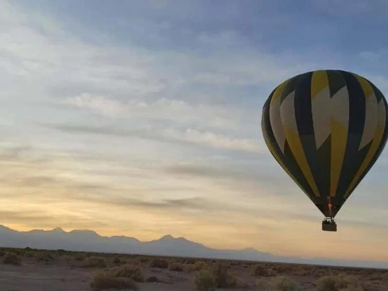 Hot air balloon rides in Atacama Desert