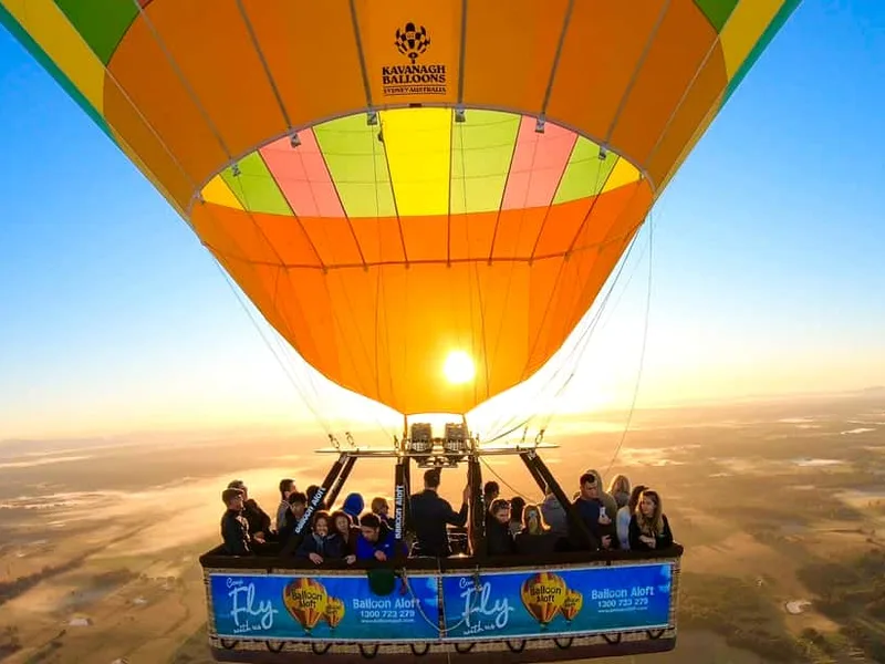 Hot air balloon rides in Byron Bay