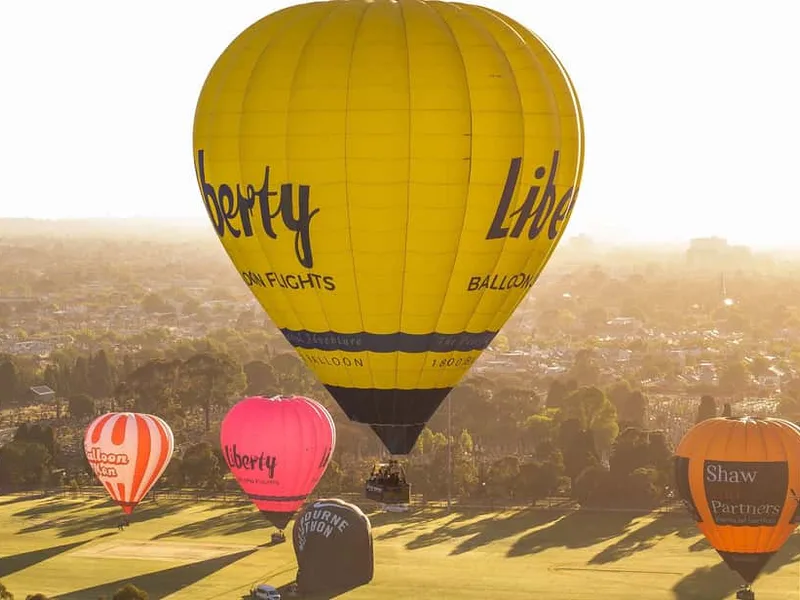 Melbourne Sunrise Balloon Flight Over the City — hot air balloon ride in Melbourne & Yarra Valley
