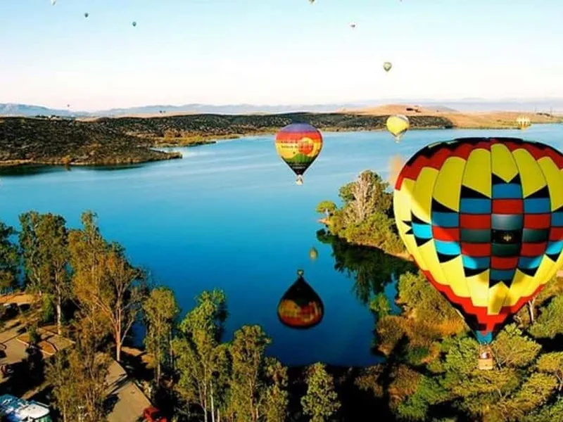 Morning Hot Air Balloon Ride with Champagne — hot air balloon ride in Temecula